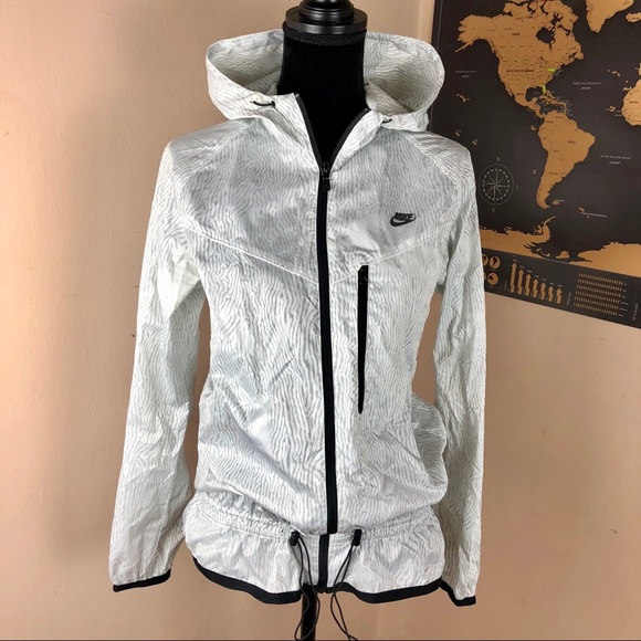 nike animal print windbreaker